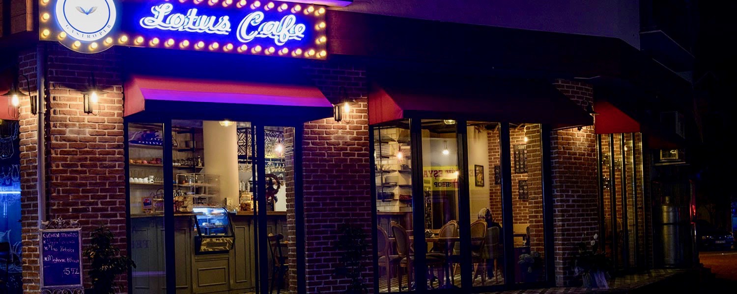 Lotus Cafe Apart